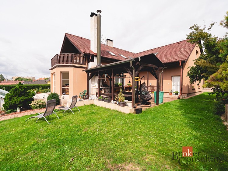 Prodej domu, 322 m² (28 z 49)