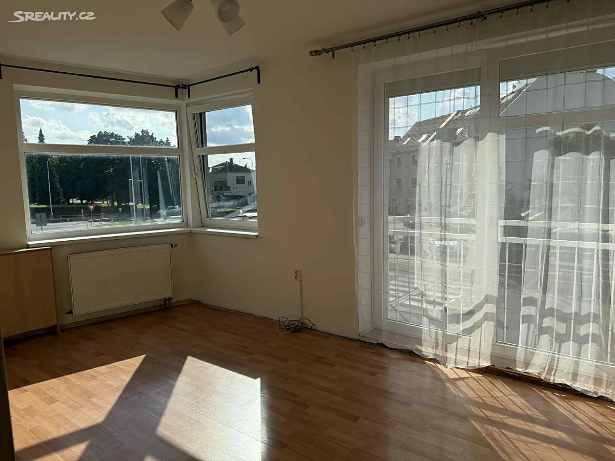 Pronájem bytu 3+kk 70 m² – fotografie 3