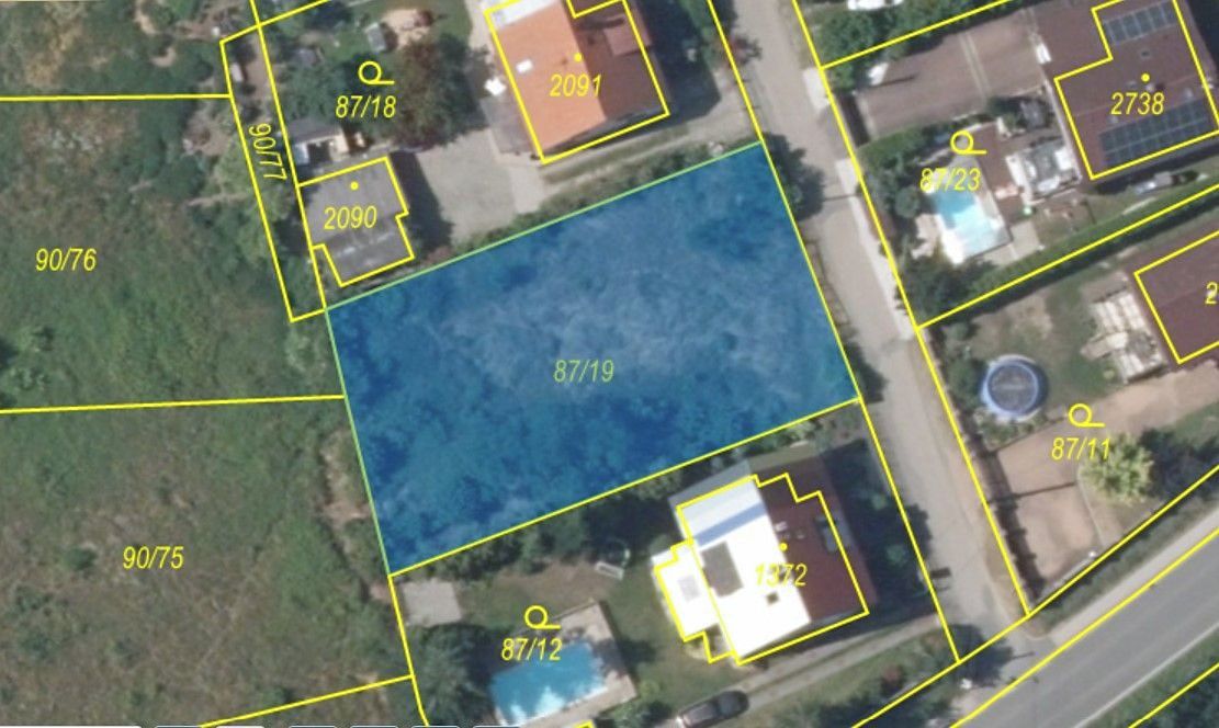 Prodej stavebního pozemku 805 m² – fotografie 4