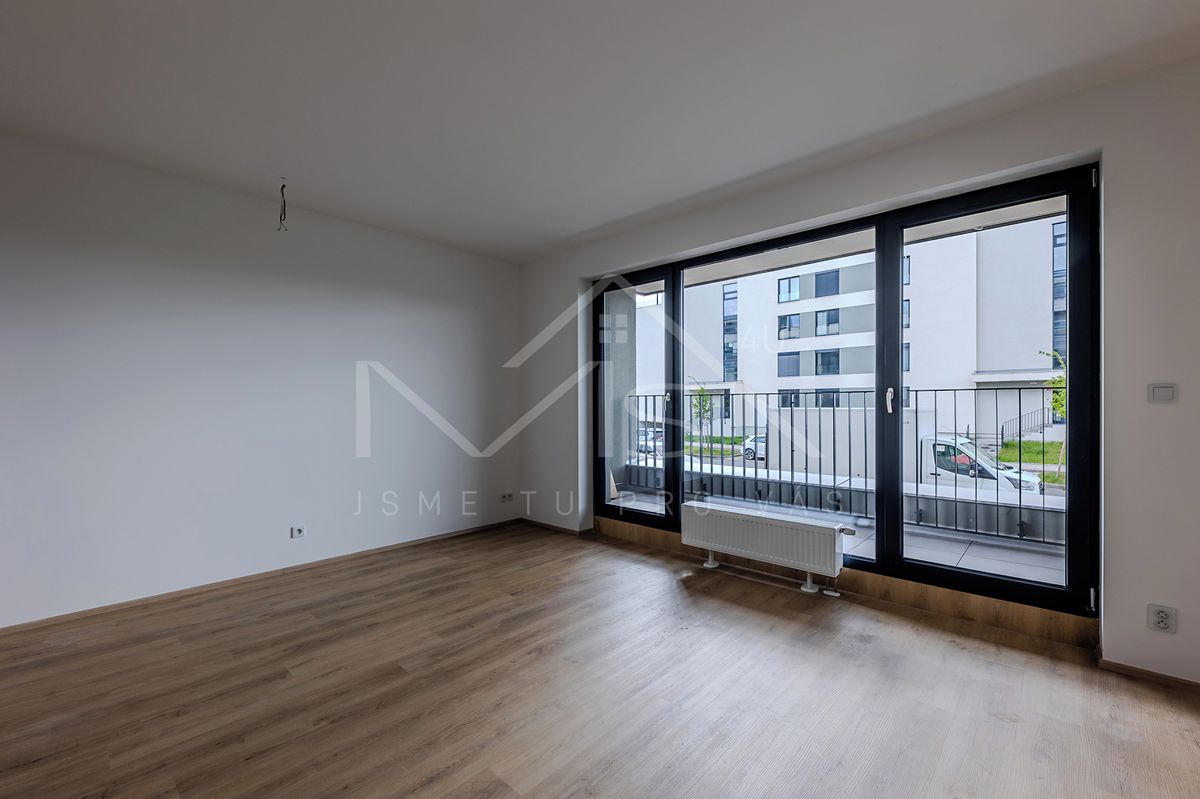 Pronájem bytu 1+kk 34 m² – fotografie 4
