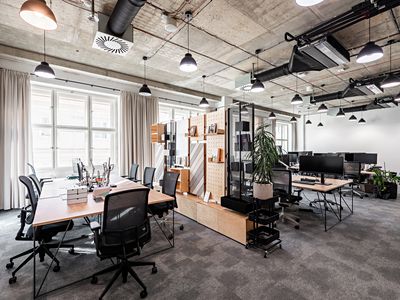Pronájem kanceláře 1650 m²