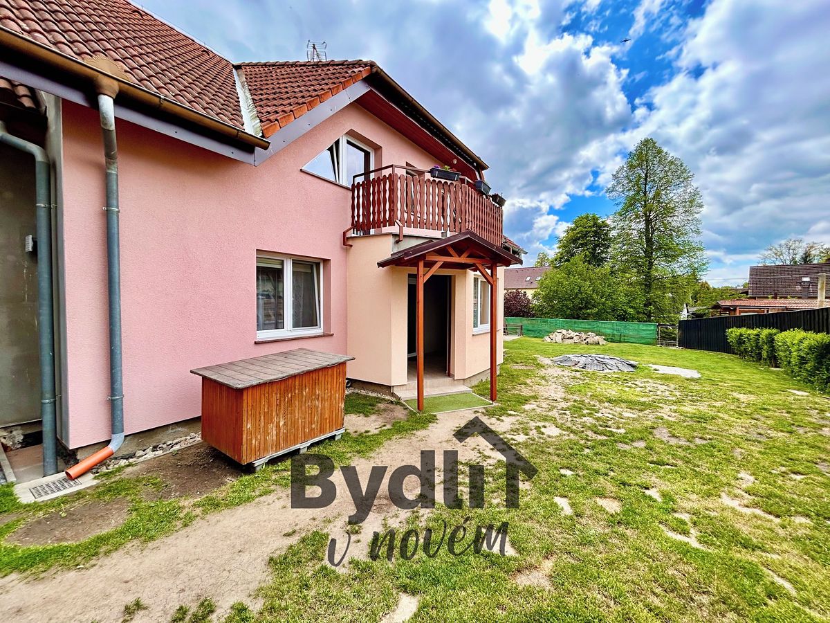 Prodej rodinného domu 212 m², pozemek 650 m² – fotografie 4
