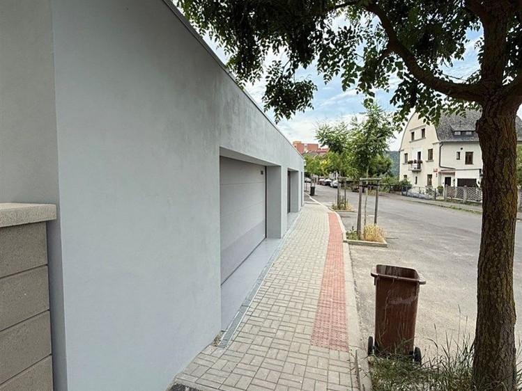 Квартира 1+kk в оренду, 37 м² (15 з 16)
