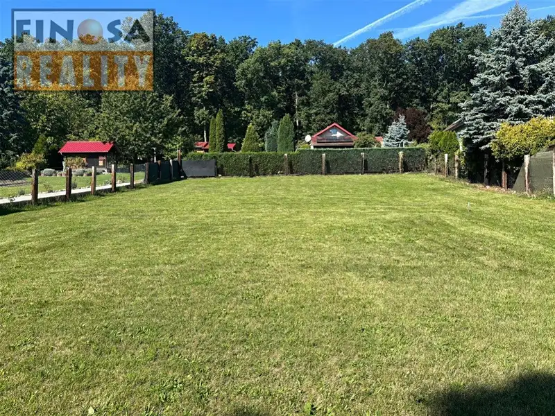 Prodej stavebního pozemku 924 m², Přestanov – náhled fotky 1
