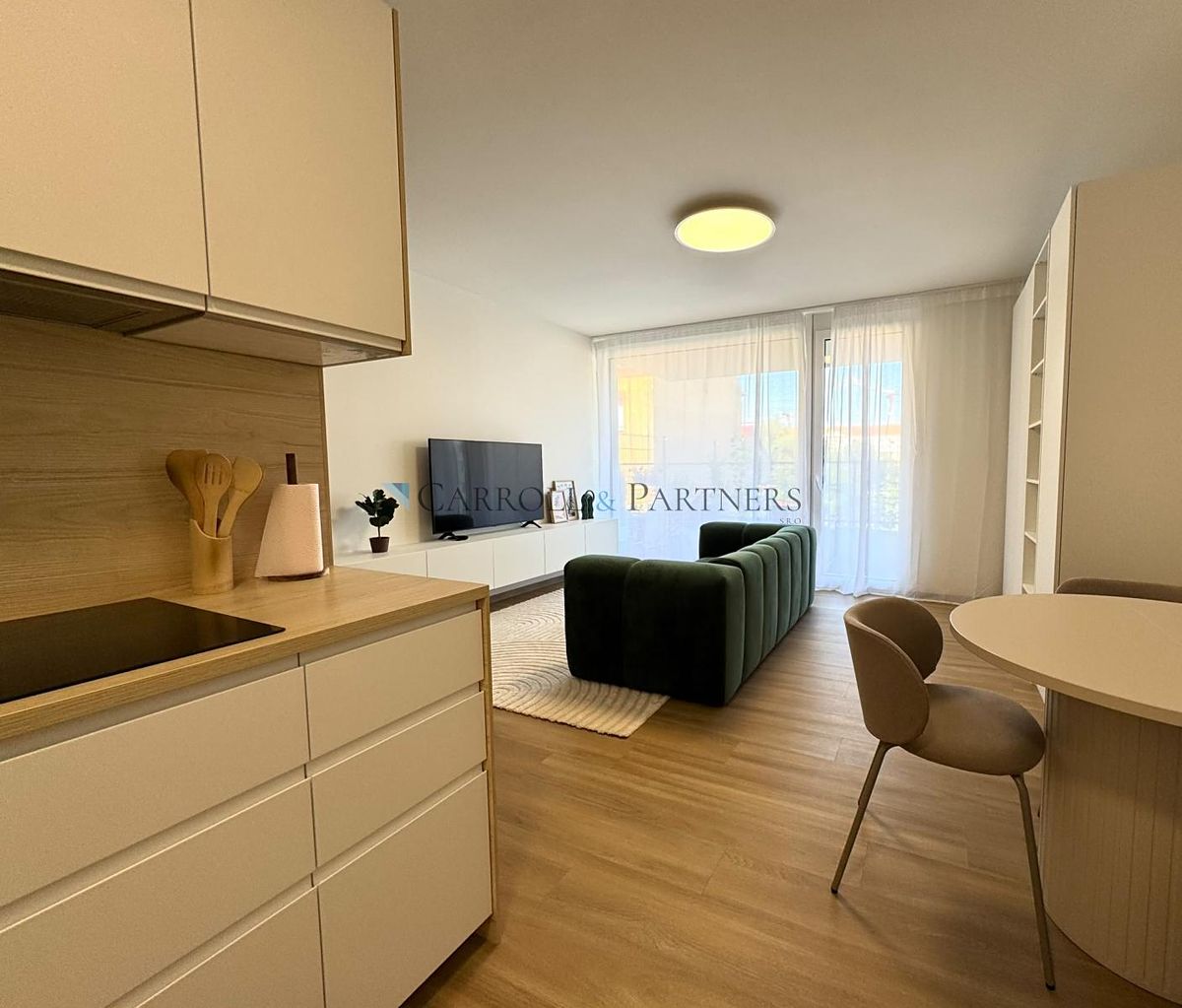 Pronájem bytu 1+kk 40 m²