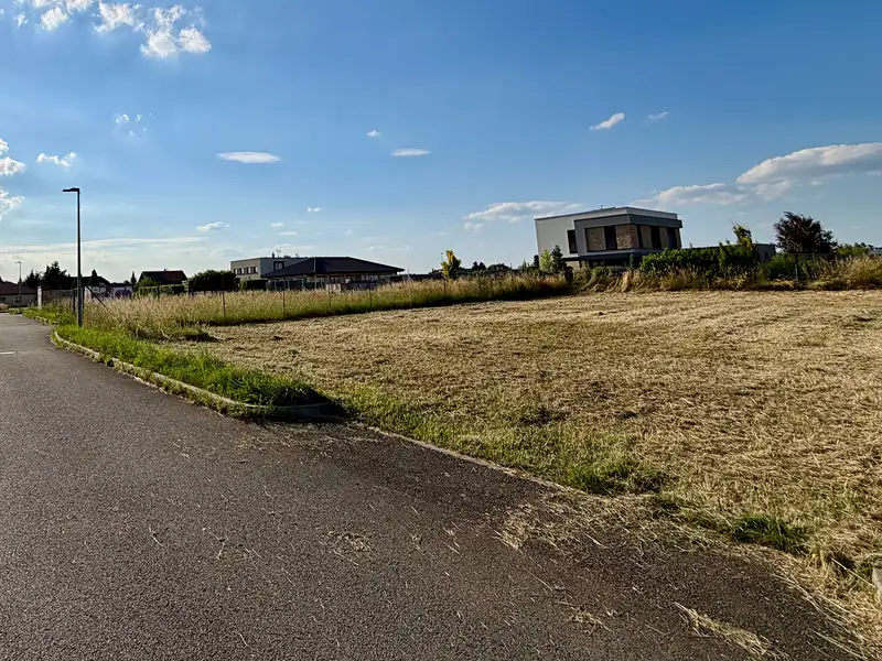 Prodej stavebního pozemku 737 m², Praha – náhled fotky 2