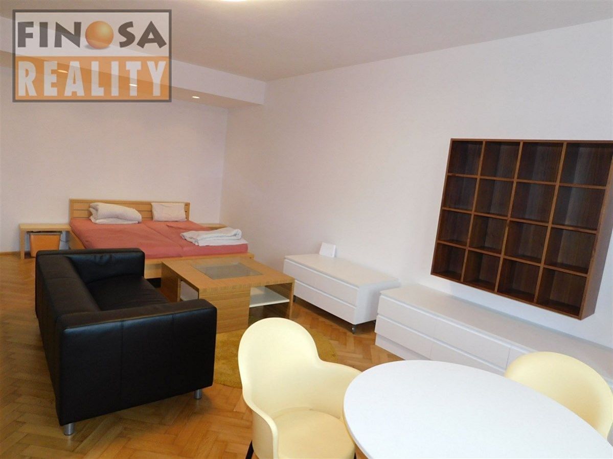 Pronájem bytu 1+kk 39 m² – fotografie 5