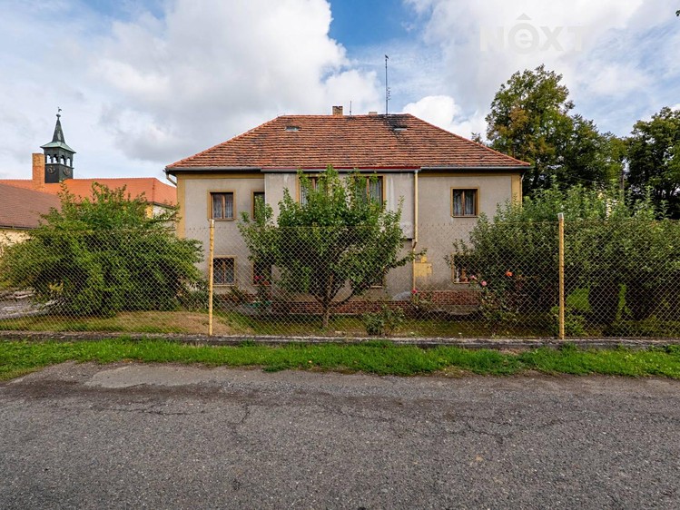 Haus zum Kauf, 200 m² (1 von 28)