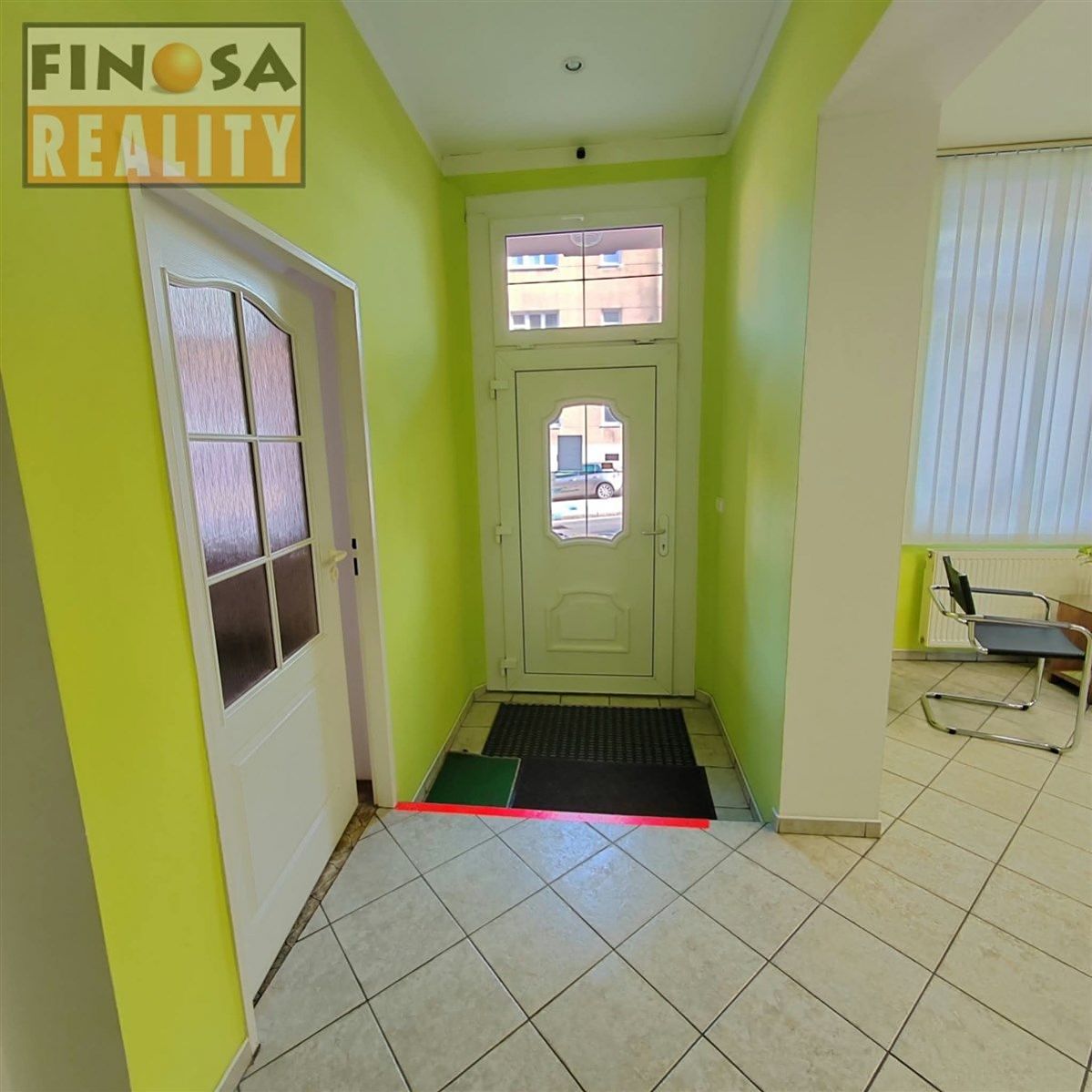 Pronájem obchodního prostoru 45 m² – fotografie 3