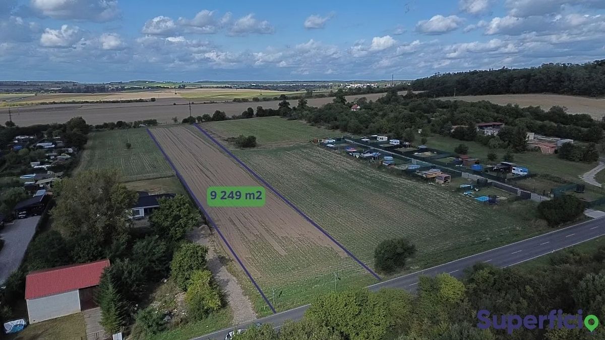 Prodej komerčního pozemku 9249 m²
