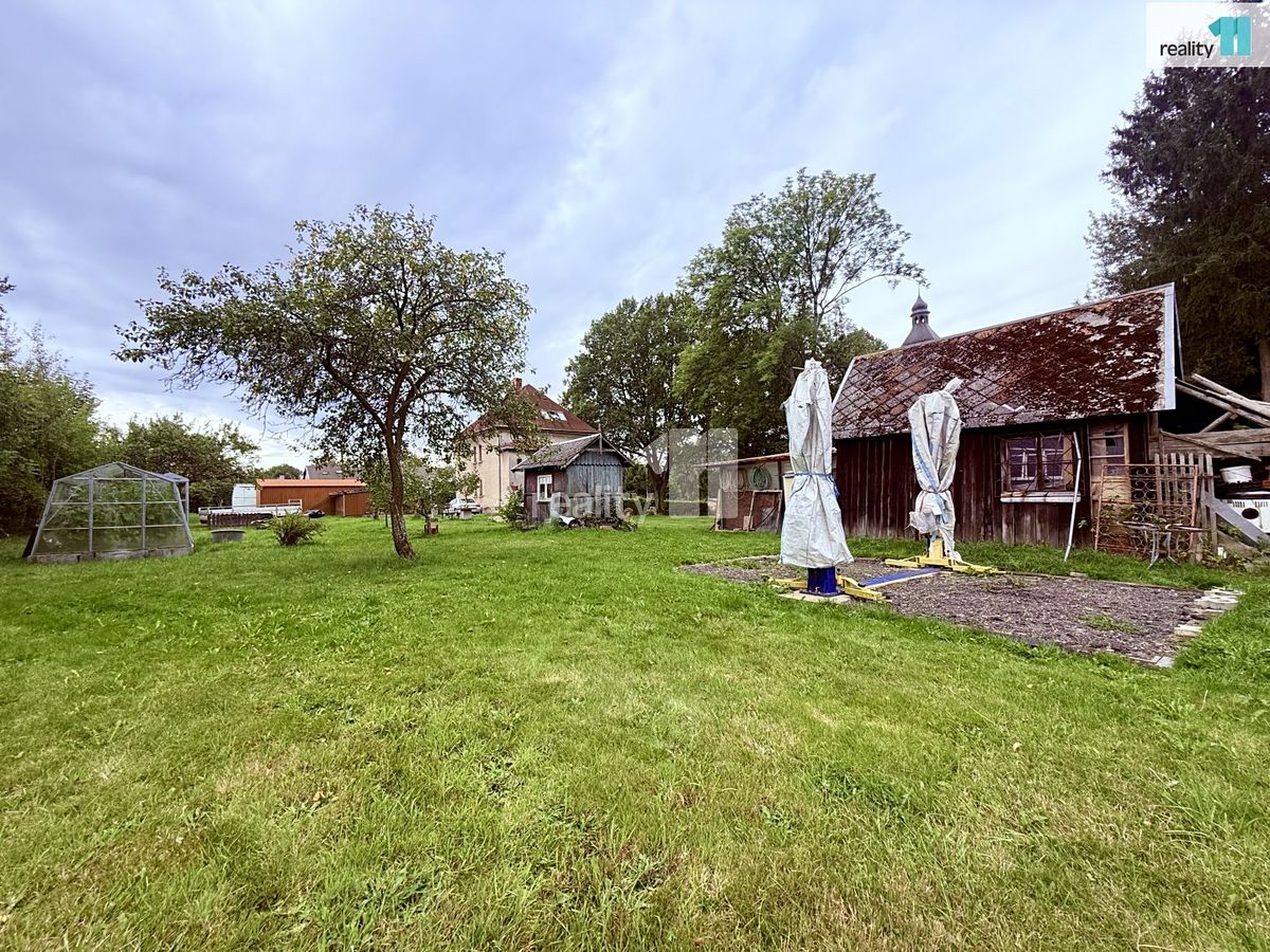 Prodej vily 240 m², pozemek 3645 m² – fotografie 4