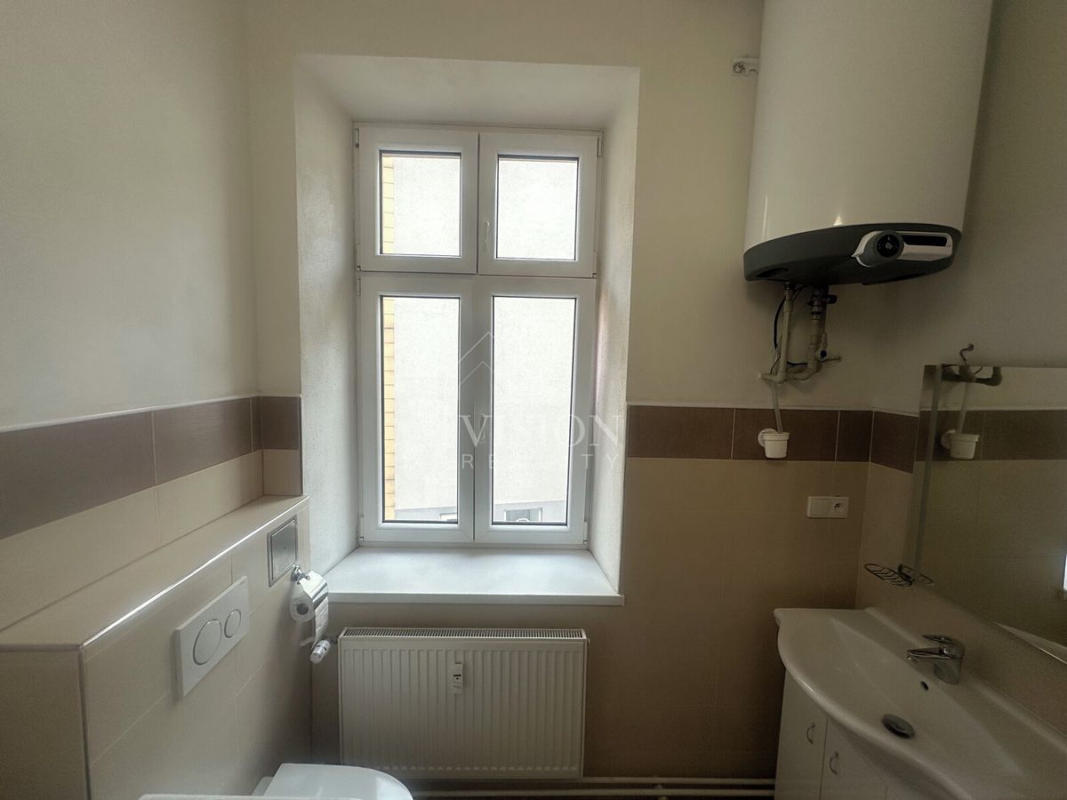 Pronájem bytu 2+1 57 m² – fotografie 4