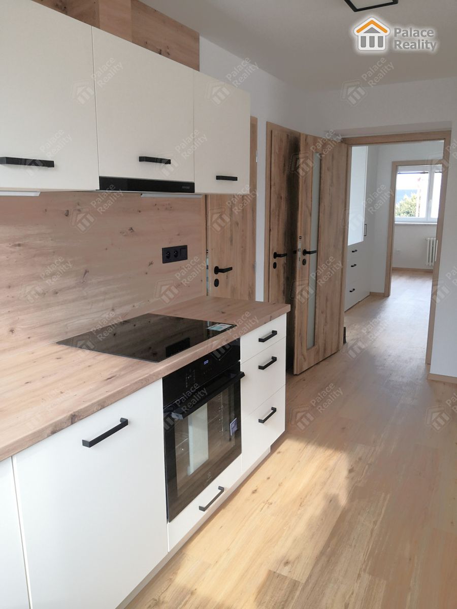 Pronájem bytu 3+kk 90 m²