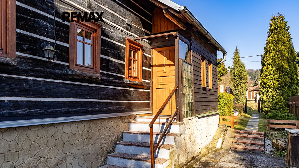 Prodej rodinného domu 128 m², pozemek 1362 m² – fotografie 2