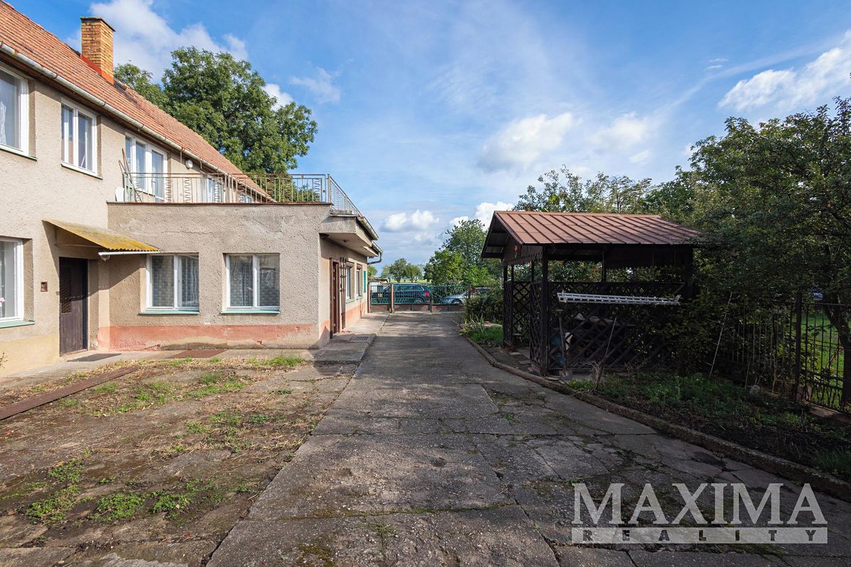 Prodej rodinného domu 170 m², pozemek 1026 m² – fotografie 3