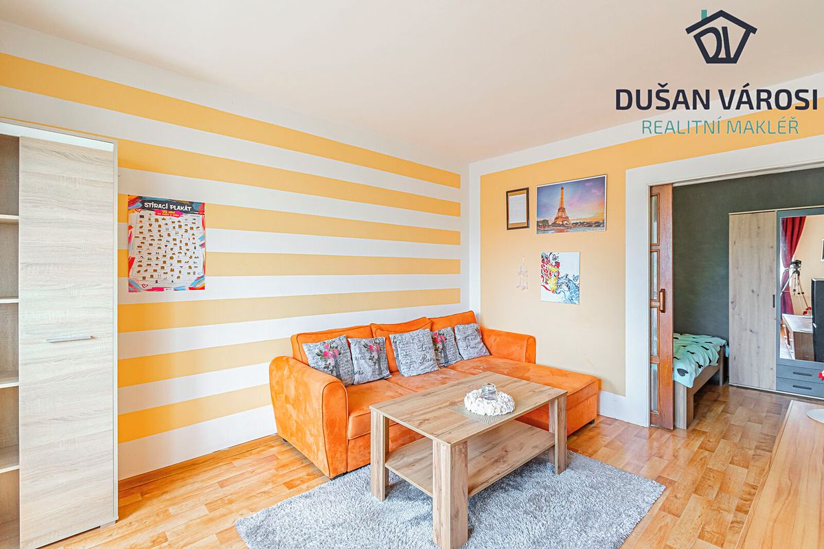 Pronájem bytu 2+1 42 m² – fotografie 3