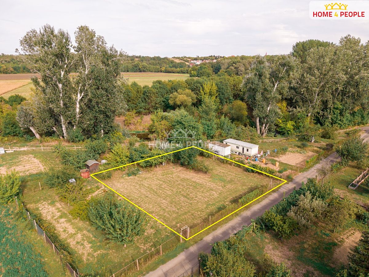 Prodej zahrady 712 m² – fotografie 2