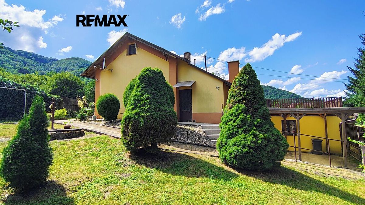Prodej rodinného domu 98 m², pozemek 5489 m²