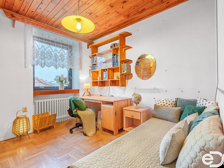 Prodej domu, 210 m² (14 z 28)