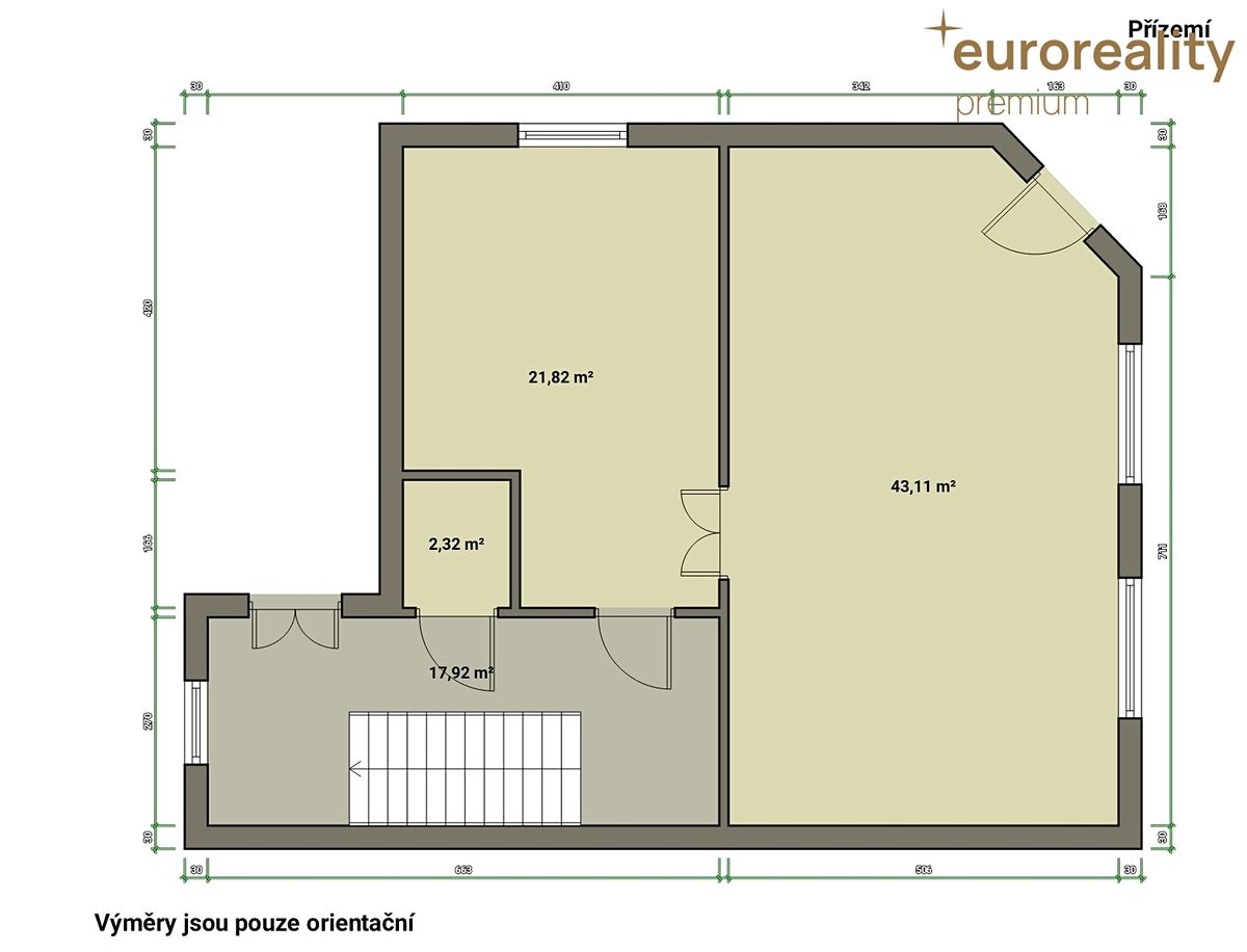 Prodej rodinného domu 267 m², pozemek 270 m² – fotografie 4