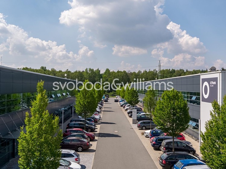 Комерційне приміщення в оренду, 935 м² (13 з 23)