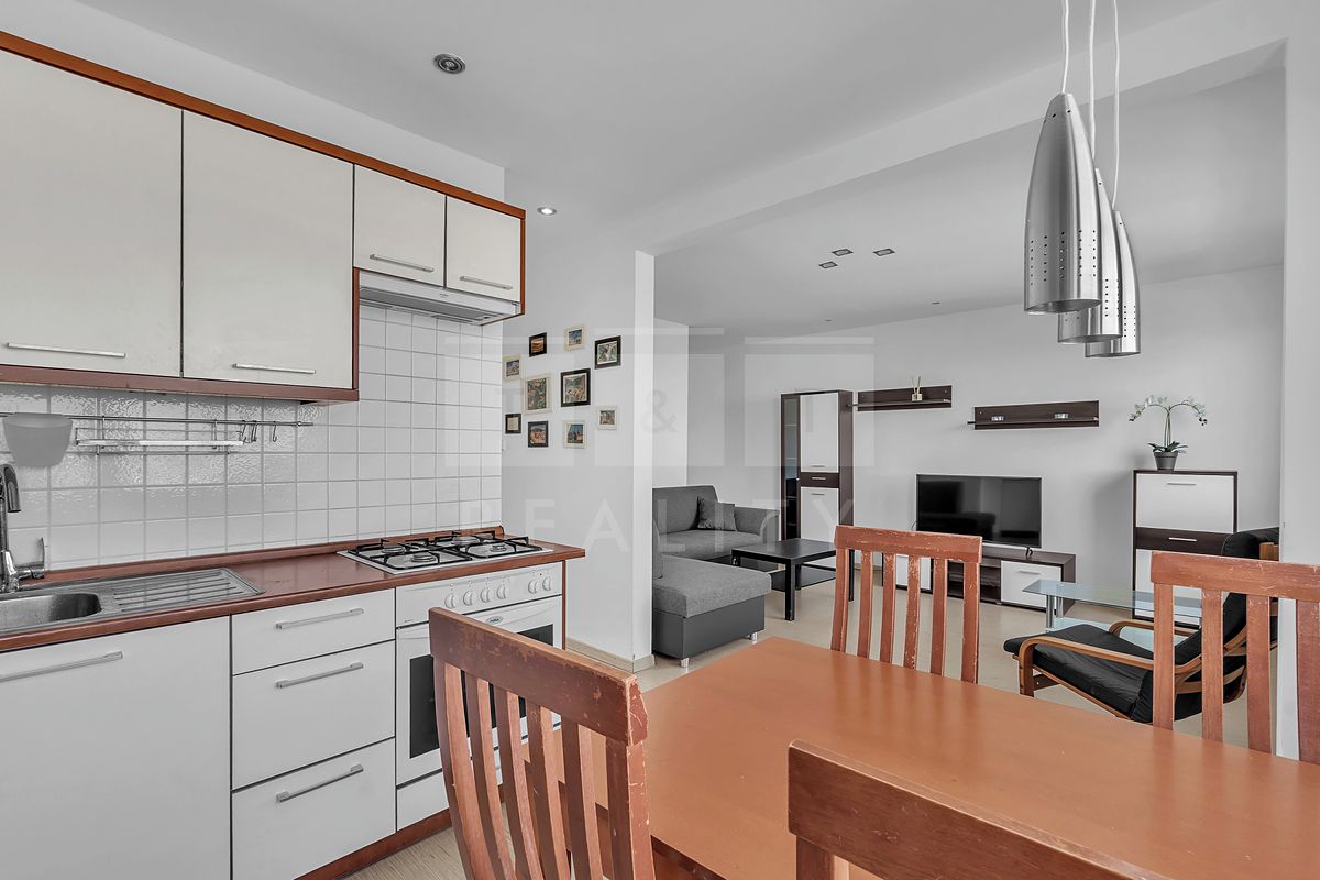 Pronájem bytu 3+kk 77 m² – fotografie 2