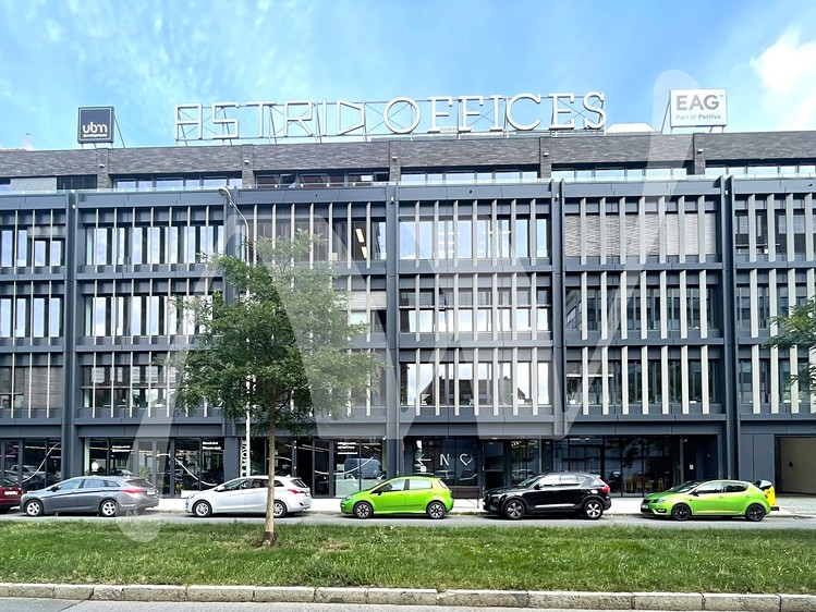 Комерційне приміщення в оренду, 441 м² (1 з 12)