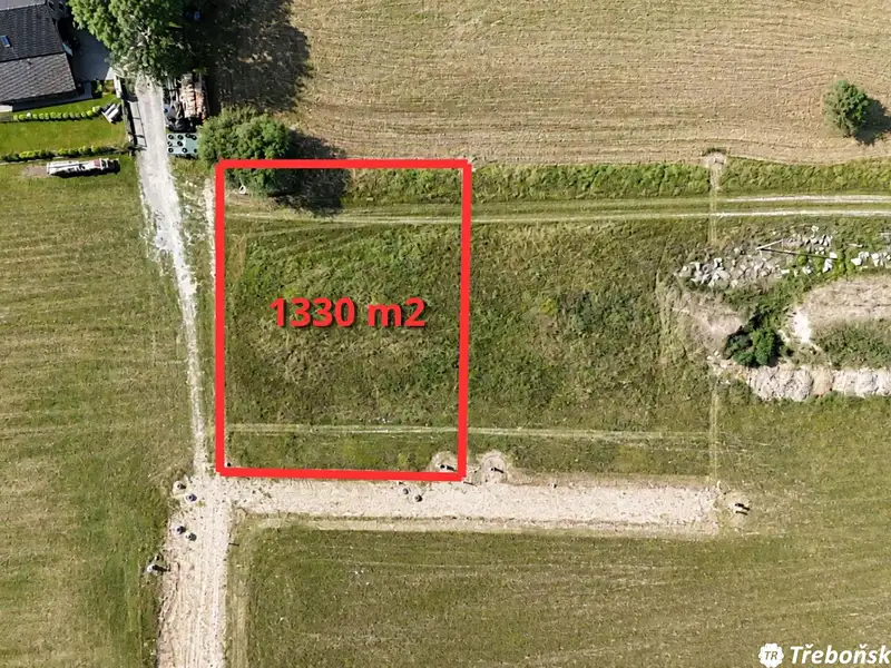 Prodej stavebního pozemku 1330 m², Třeboň – náhled fotky 2