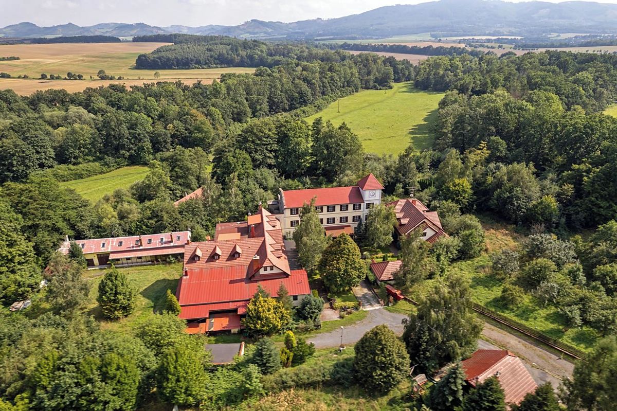 Prodej ubytovacího zařízení 2500 m²