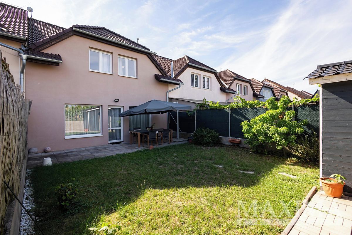 Prodej rodinného domu 140 m², pozemek 186 m² – fotografie 5