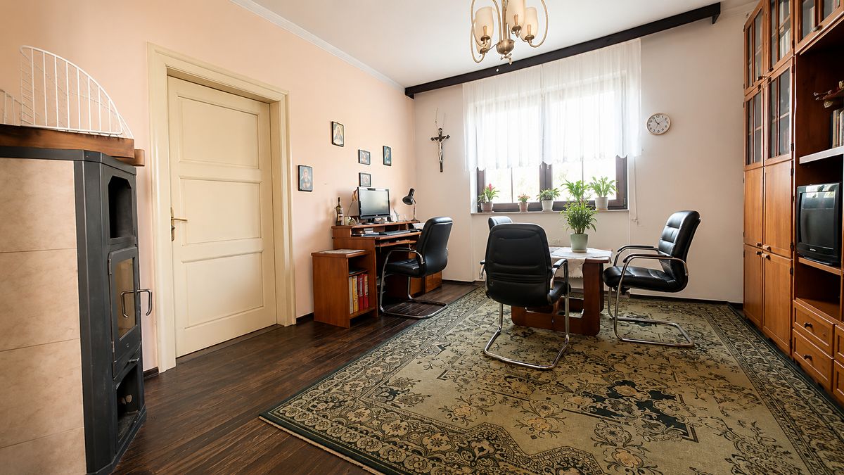 Prodej vícegeneračního domu 236 m², pozemek 297 m² – fotografie 4