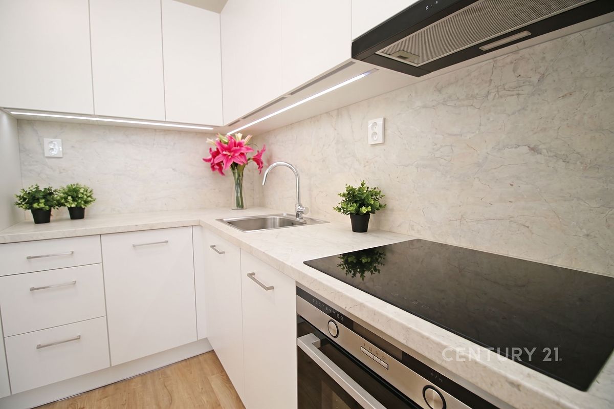 Pronájem bytu 3+1 69 m² – fotografie 5