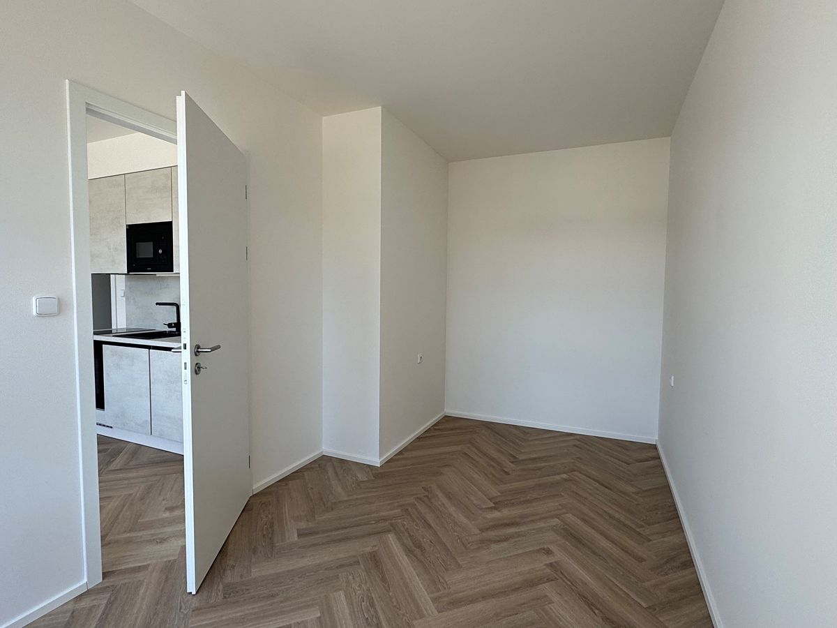Pronájem bytu 2+kk 36 m² – fotografie 5