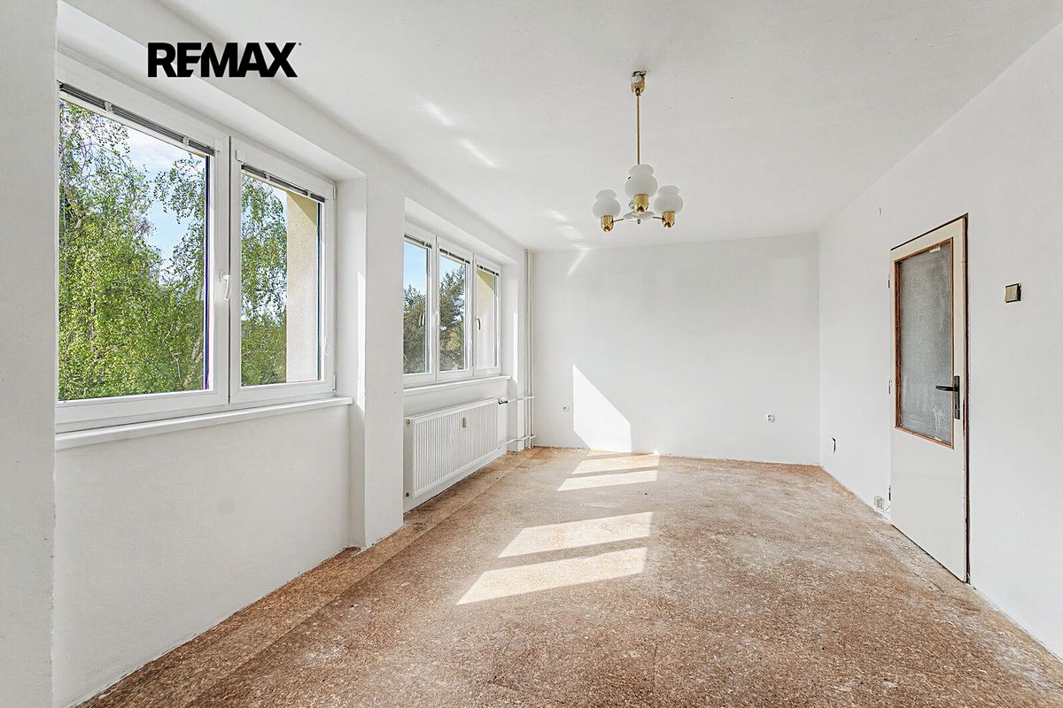 Prodej bytu 3+1 66 m², Úvaly – fotka 1 z 3