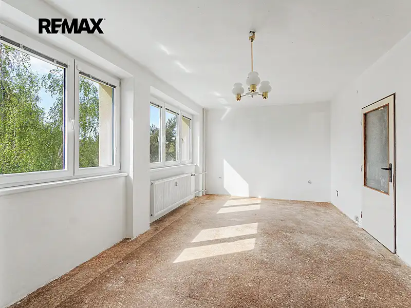 Prodej bytu 3+1 66 m², Úvaly – náhled fotky 1