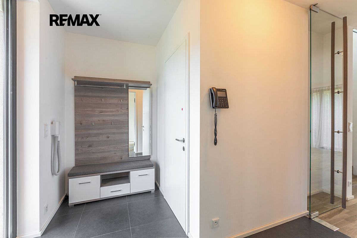 Pronájem rodinného domu 179 m², pozemek 435 m² – fotografie 5