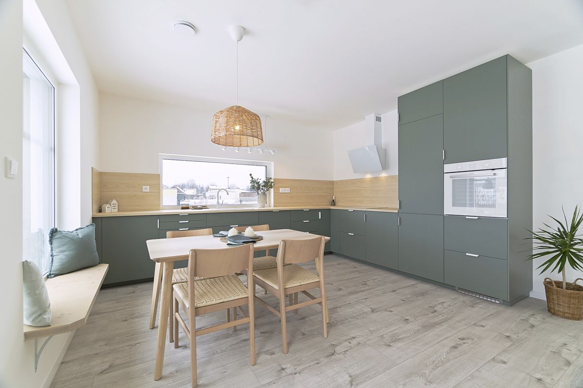 Prodej rodinného domu 123 m², pozemek 558 m² – fotografie 2