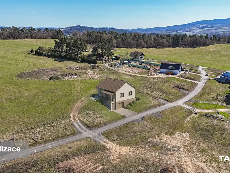 Prodej stavebního pozemku 1812 m², Pařezov – náhled fotky 2