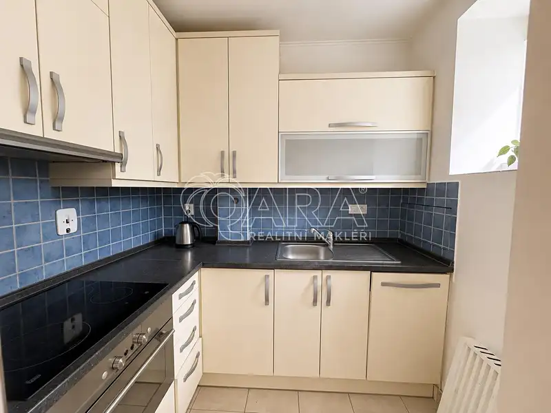 Pronájem kanceláře 35 m², Praha – náhled fotky 3