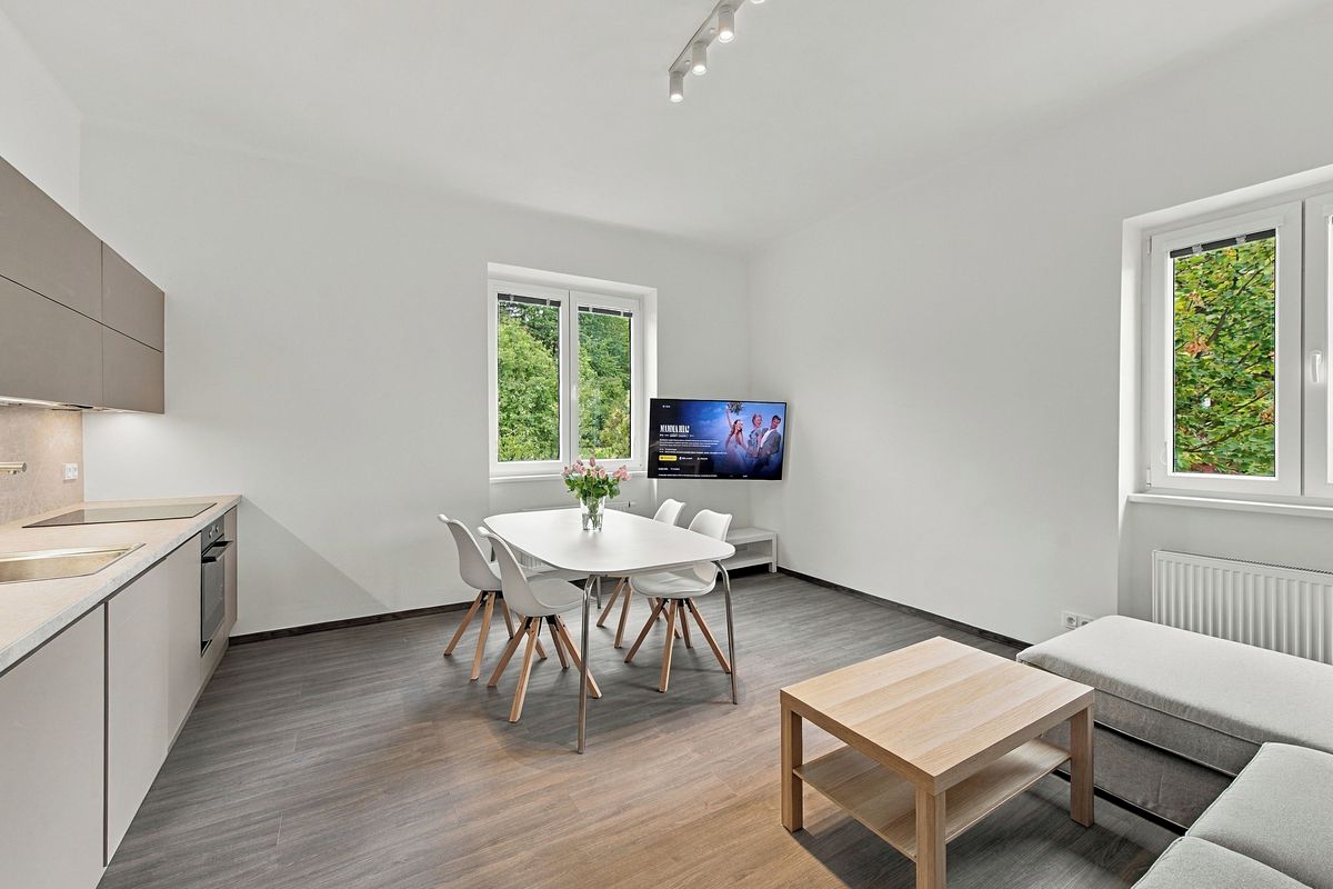 Pronájem bytu 3+kk 70 m²