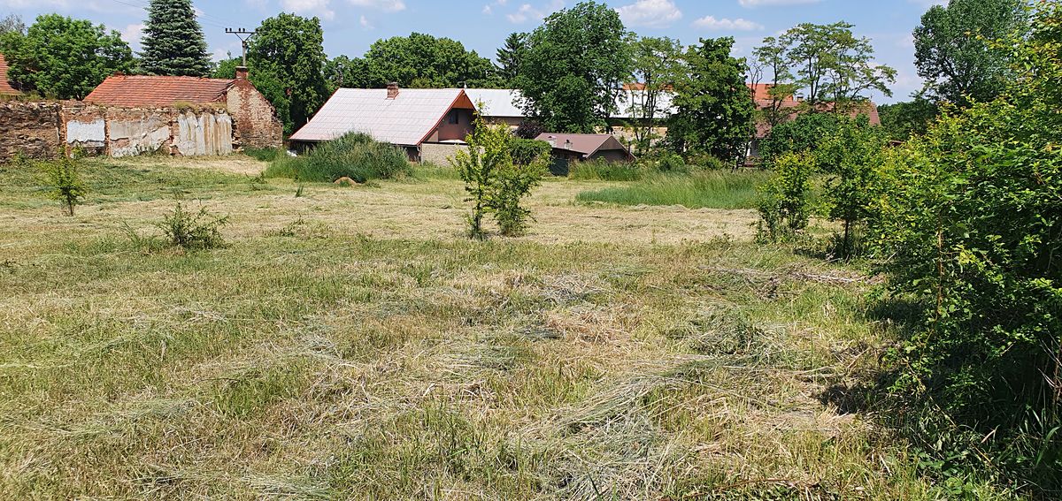 Prodej stavebního pozemku 787 m² – fotografie 3