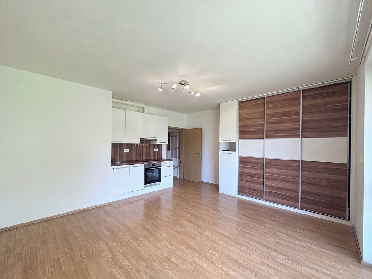 Prodej bytu 1+kk 94 m²