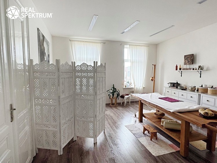 Комерційне приміщення на продаж, 1 790 м² (18 з 41)