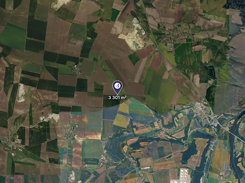 Prodej pole 3301 m², Chržín – náhled fotky 2