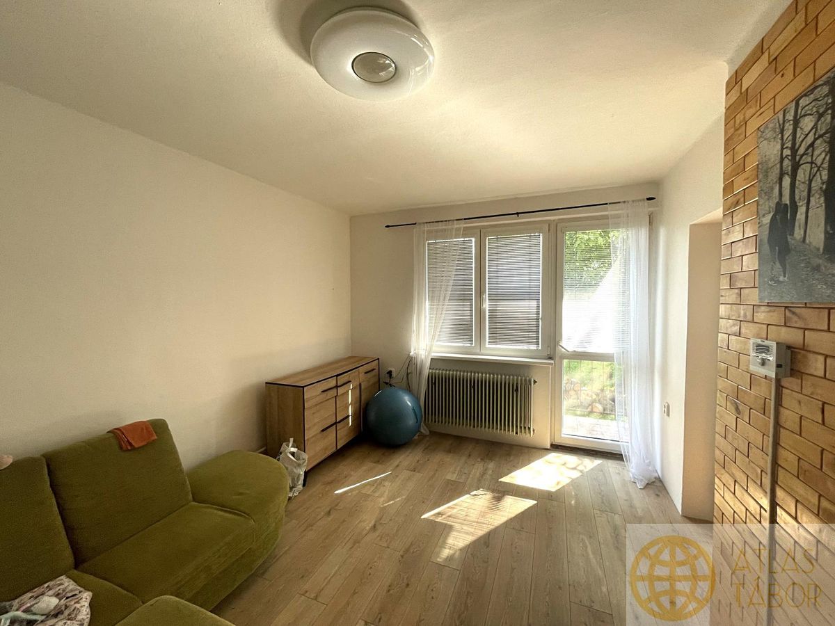 Pronájem bytu 3+1 60 m² – fotografie 5