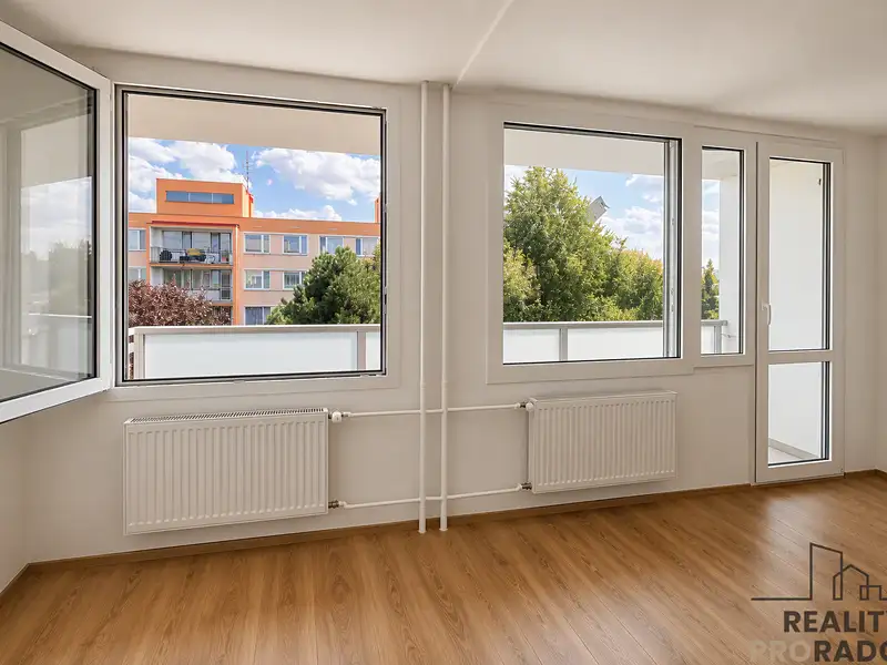 Pronájem bytu 3+kk 70 m², Praha – náhled fotky 2