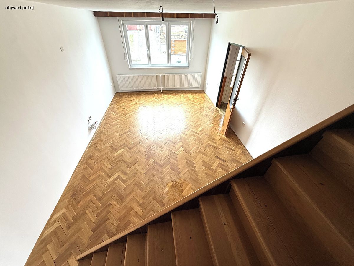 Prodej rodinného domu 184 m², pozemek 309 m² – fotografie 4