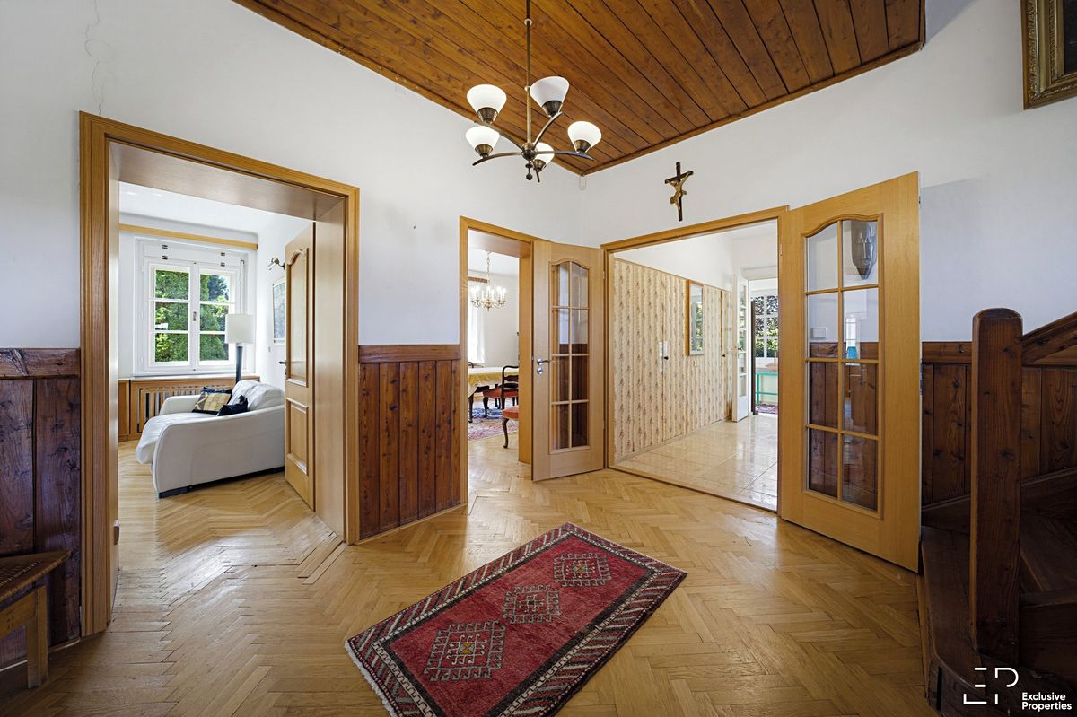 Prodej rodinného domu 176 m², pozemek 1512 m² – fotografie 3