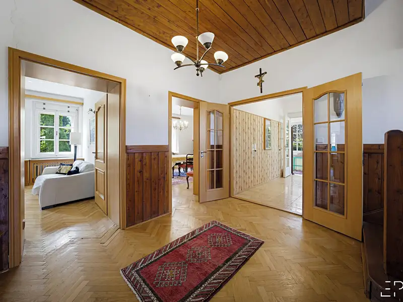 Prodej rodinného domu 176 m², pozemek 1512 m², Praha – náhled fotky 3