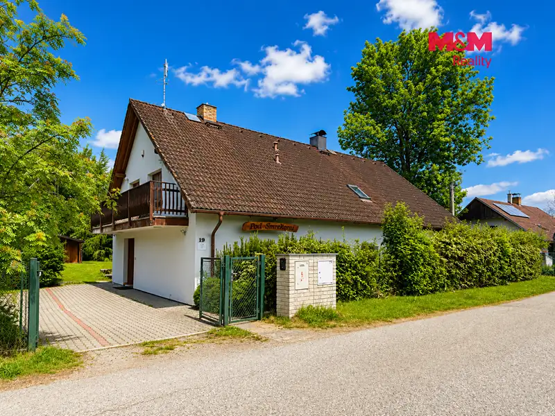 Prodej ubytovacího zařízení 272 m², Nová Pec – náhled fotky 2